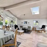 2516-nexo-margrethevej-7 * Neksø